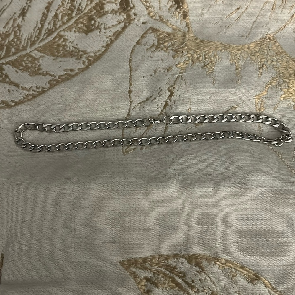 Women’s Choker Necklace